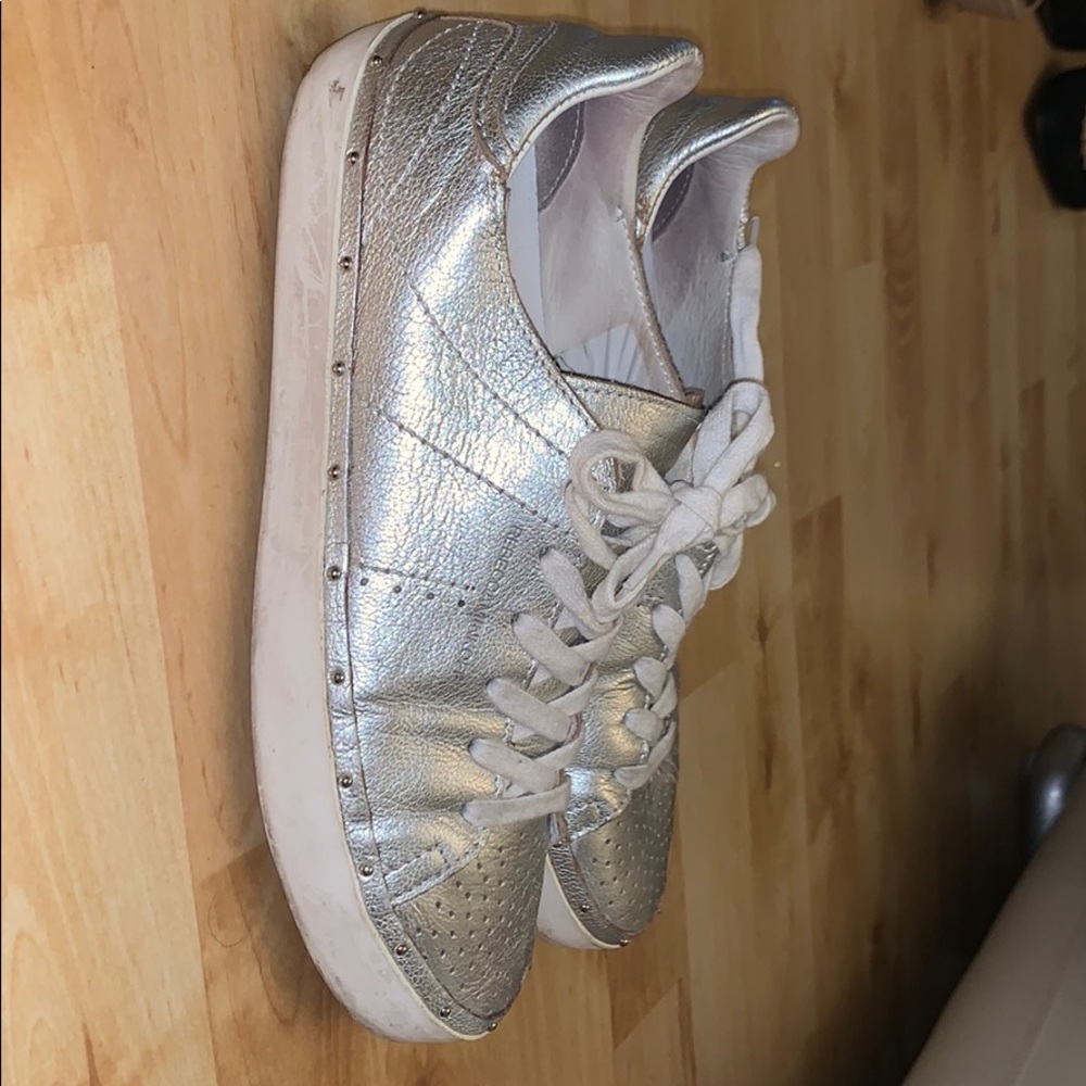 Rebecca Minkoff Sneaker